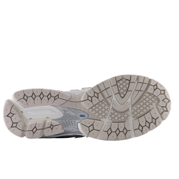 ZAPATILLA NEW BALANCE  1906R