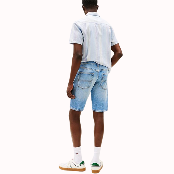 BERMUDA TEJANA TOMMY JEANS SCANTON HOMBRE