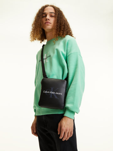 BANDOLERA MONOGRAM SOFT CALVIN KLEIN HOMBRE