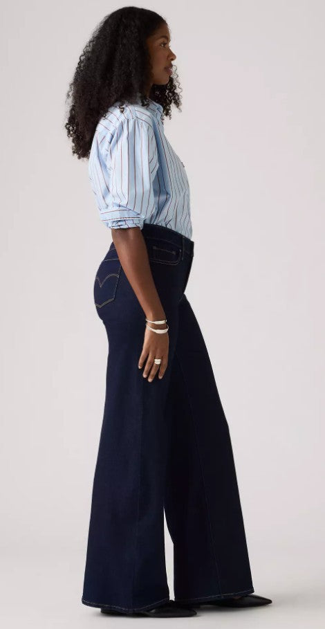 PANTALON LEVI'S® 318 SHAPING WIDE LEG MUJER