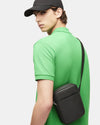 BANDOLERA LACOSTE SLIM VERTICAL HOMBRE