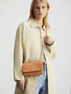 BOLSO CLAVINK KLEIN MINIMAL FLAP21 MUJER