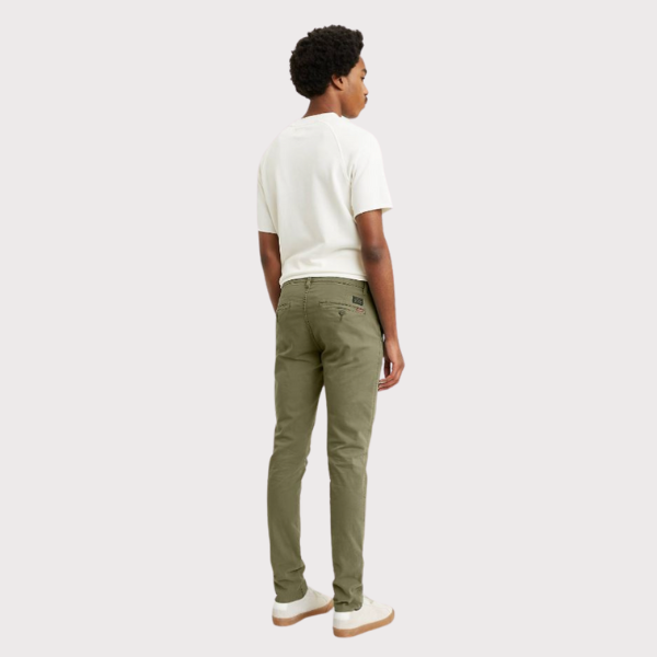 PANTALON LEVI'S® CHINO SLIM II BUNKER  HOMBRE