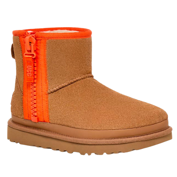 BOTAS UGG CLASSIC MINI ZIPPER TAPE LOGO MUJER