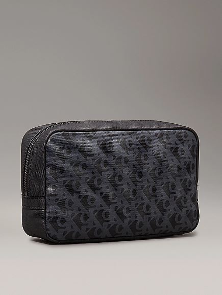 NECESER CALVIN KLEIN MATTE AOP HOMBRE