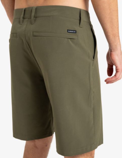 BERMUDA QUIKSILVER AMPHIBIAN HOMBRE