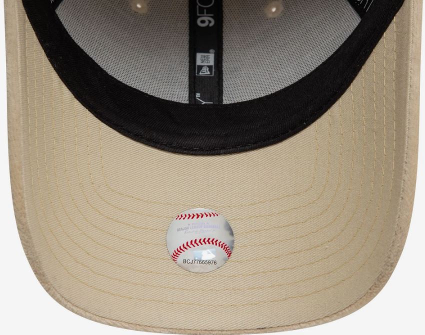 GORRA NEW ERA NEW YORK YANKEES MUJER