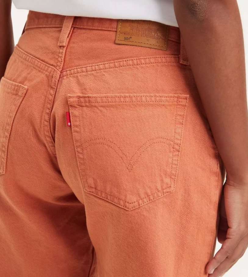 SHORT LEVI'S® CHARLIE HIGH LOW TIGHT RED MUJER