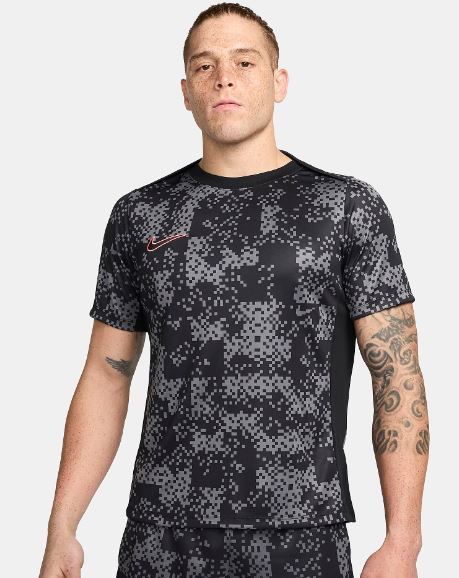 CAMISETA NIKE ACADEMY PRO  DRI-FIT HOMBRE