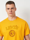 CAMISETA LEVI'S® RELAXED VARSITY HOMBRE