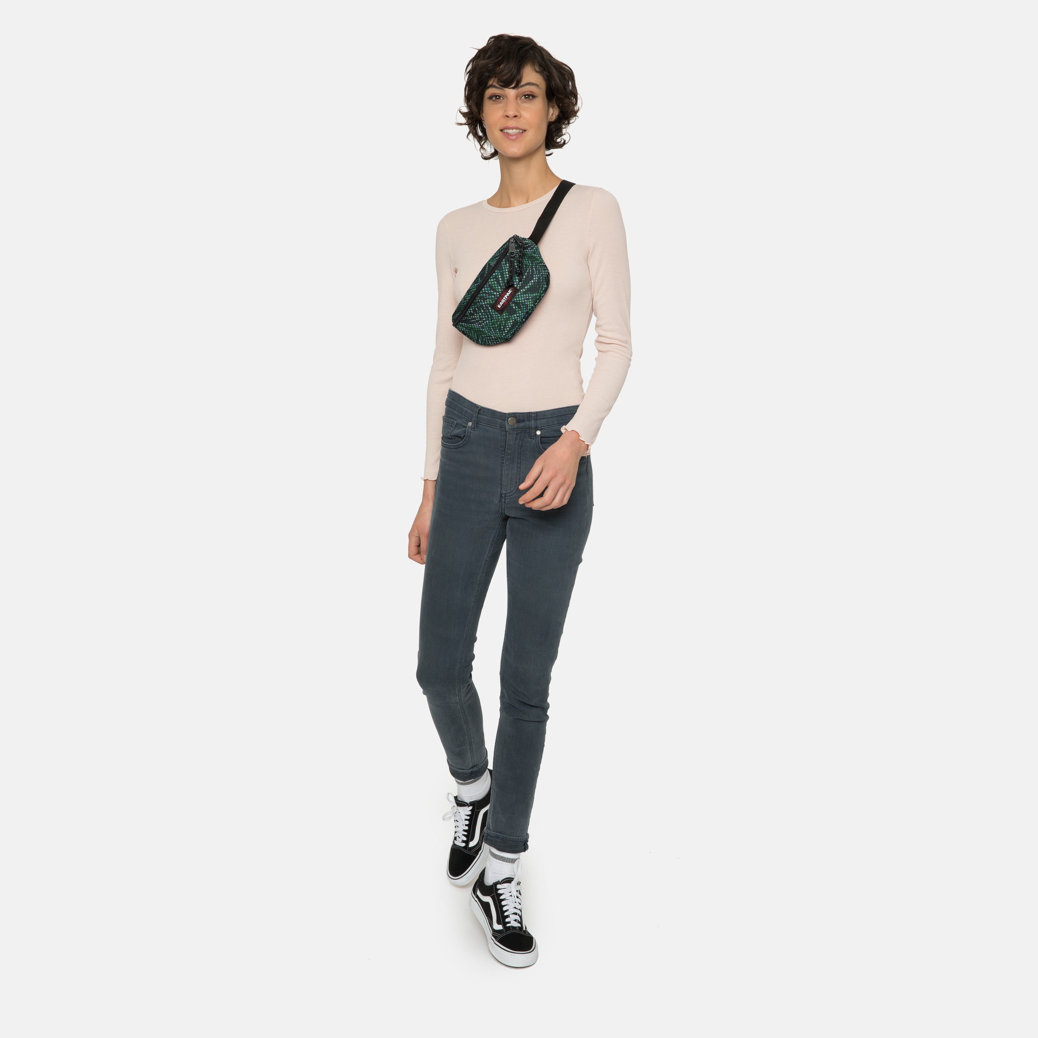 RIÑONERA EASTPAK Page Black Denim