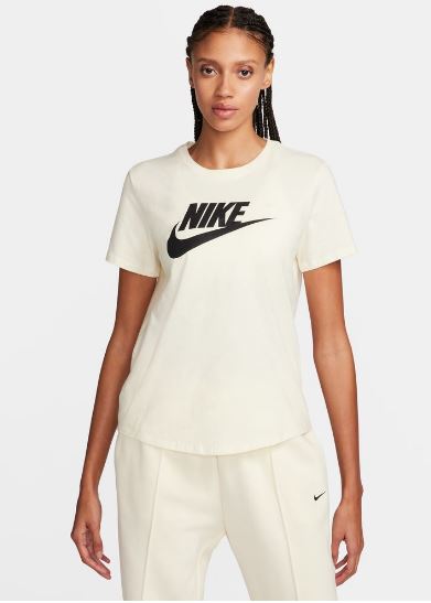 CAMISETA NIKE SPORTSWEAR ESSENTIALS MUJER