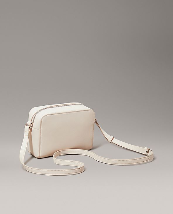 BOLSO CALVIN KLEIN SCULPTED MUJER